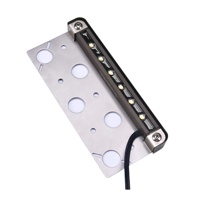 Medium LED Hardscape Path Light for Pavers and Retaining Walls